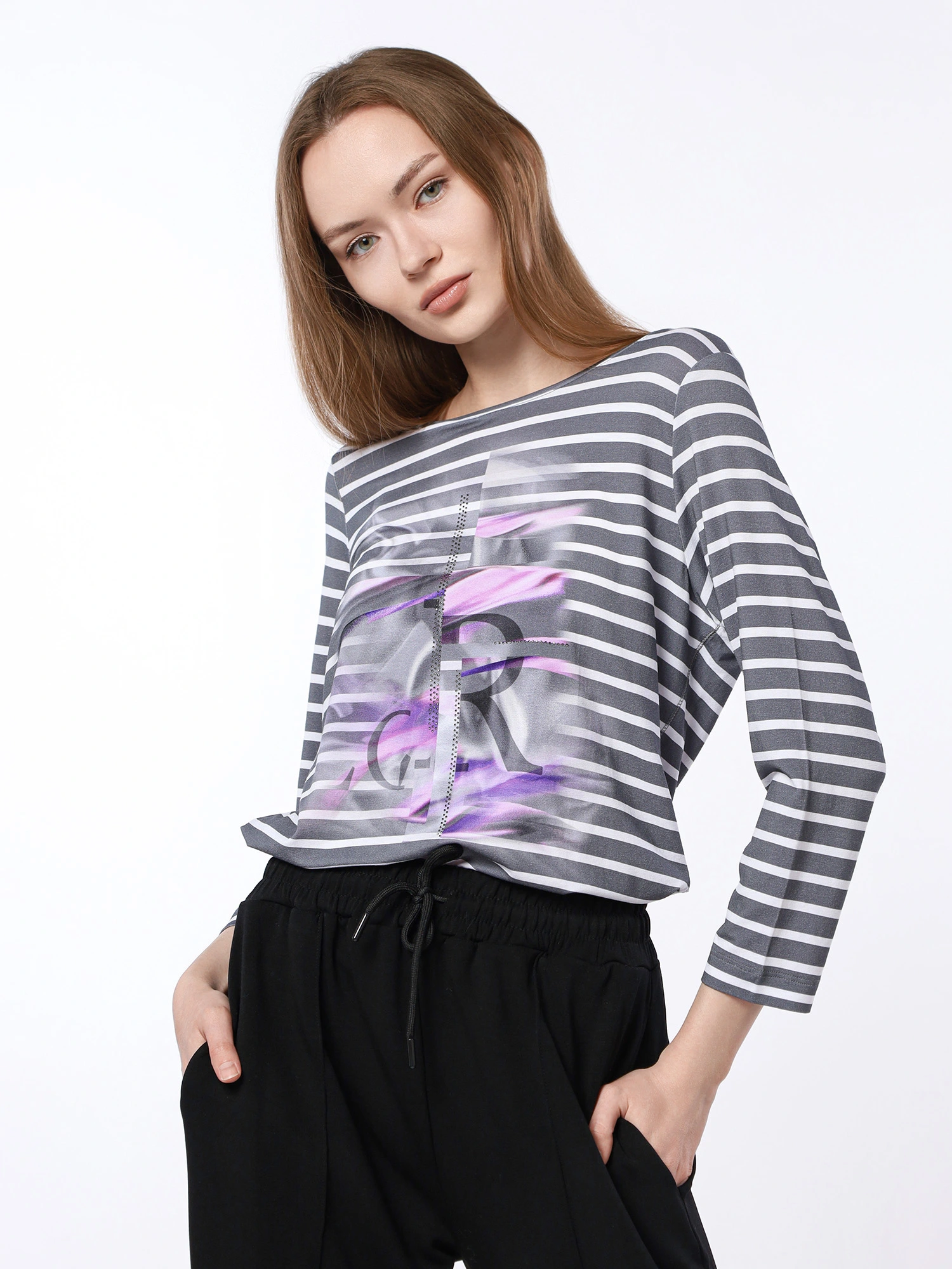 Лонгслив с принтом и рукавами 3/4